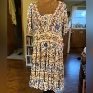 Bios boho blue cream paisley rayon dress